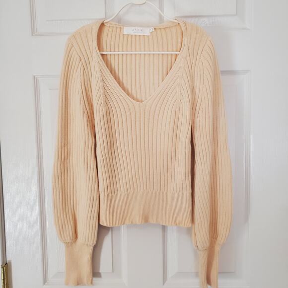 ASTR the Label Mila Ribbed Crop Sweater Blush Size M - Picture 2 of 8